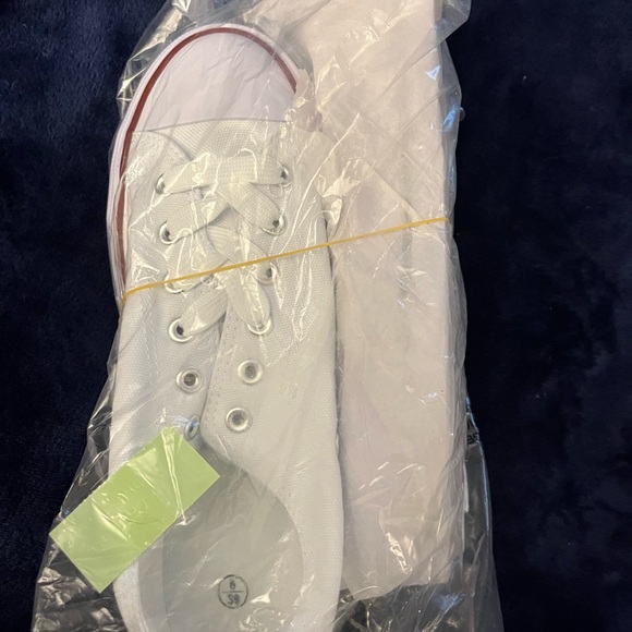 Womens white platform sneakers - Picture 3 of 3